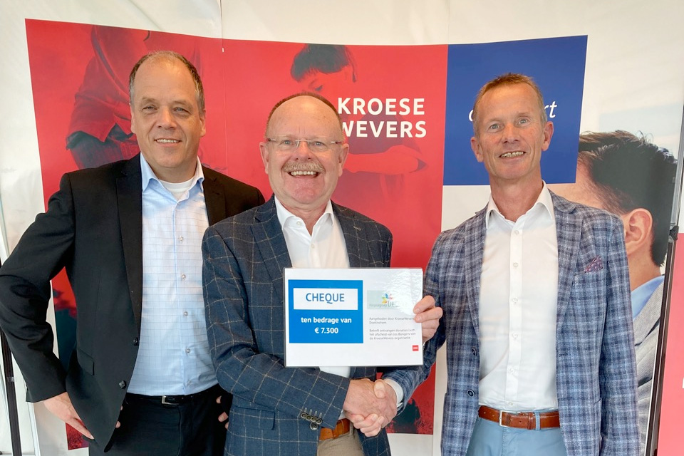 Afscheidscadeau Jos Bongers van Kroese Wevers